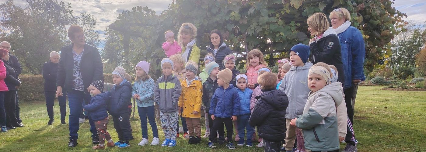 obvestila/DEDKI-IN-BABICE-12