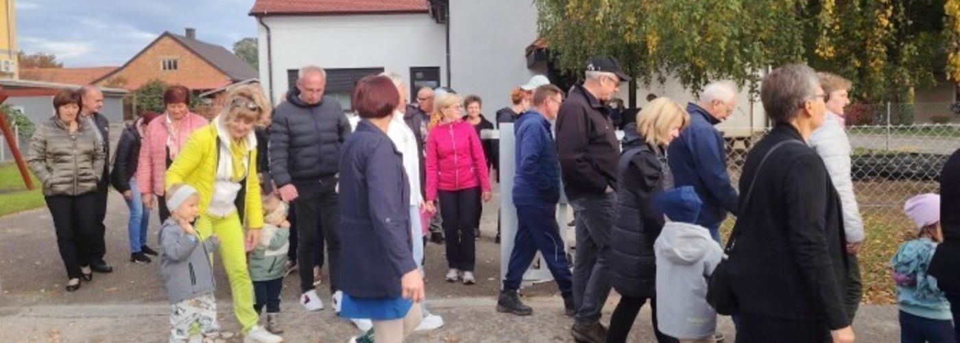 obvestila/DEDKI-IN-BABICE-15